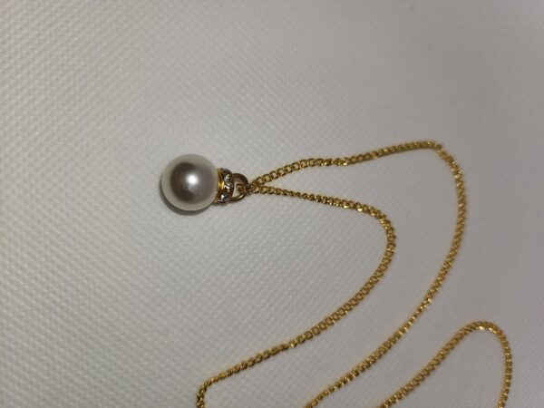 Gold Pearl Necklace - Image 2